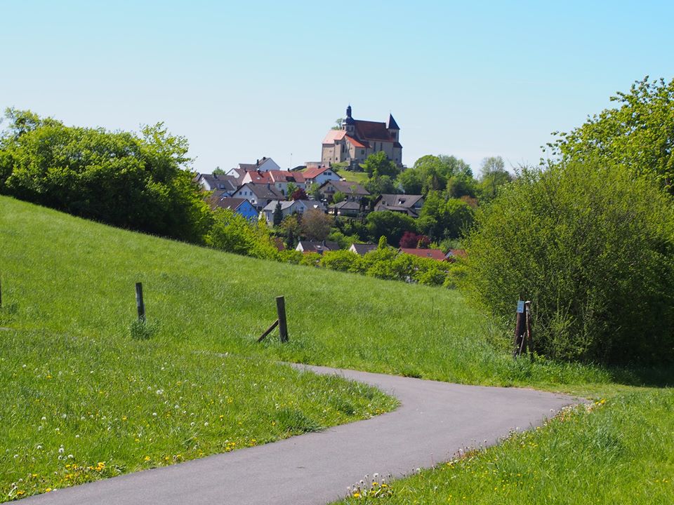 Petersberg mit Blick auf Liobakirche